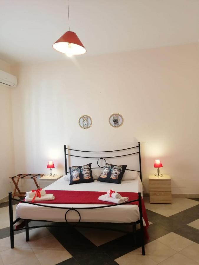B & B Jasmine Санта-Тереза-ди-Рива Экстерьер фото