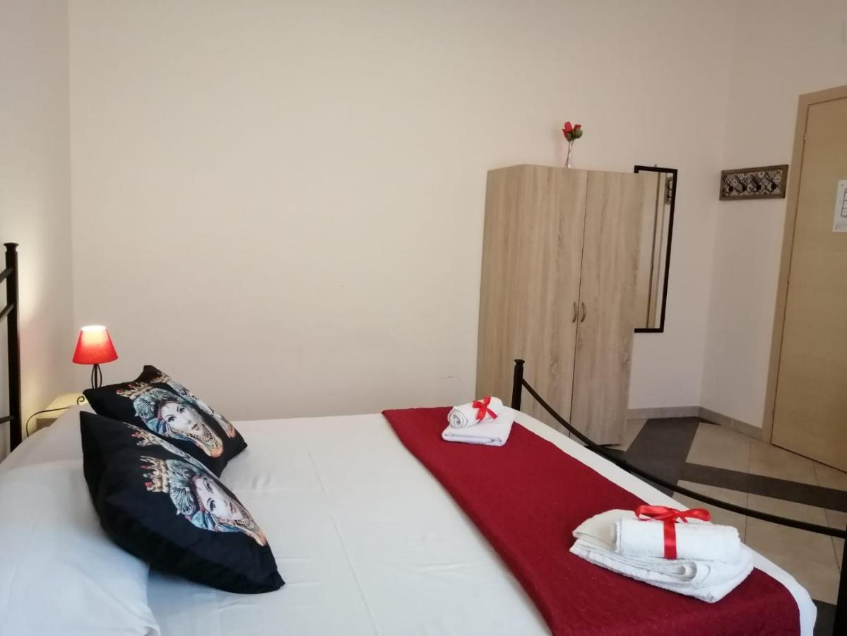 B & B Jasmine Санта-Тереза-ди-Рива Экстерьер фото