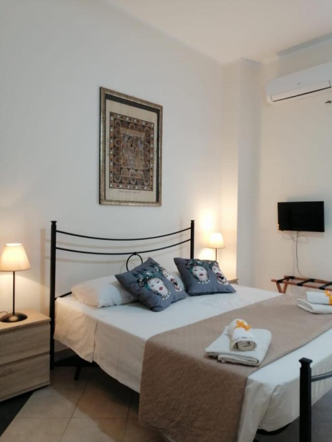 B & B Jasmine Санта-Тереза-ди-Рива Экстерьер фото